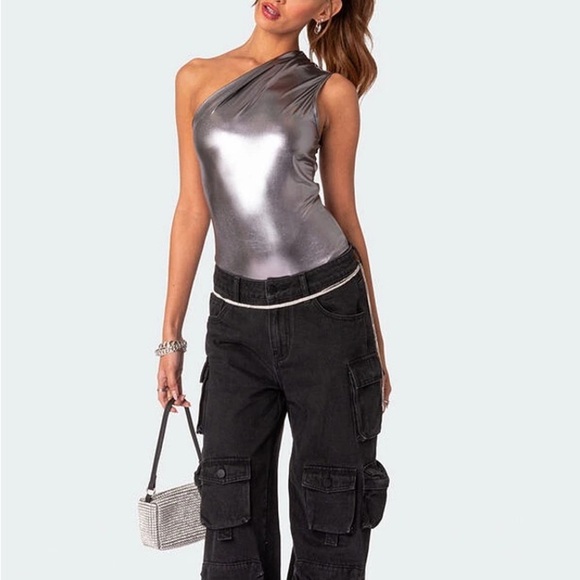 NWOT Edikted Feona gathered metallic bodysuit SZ M - Picture 5 of 7